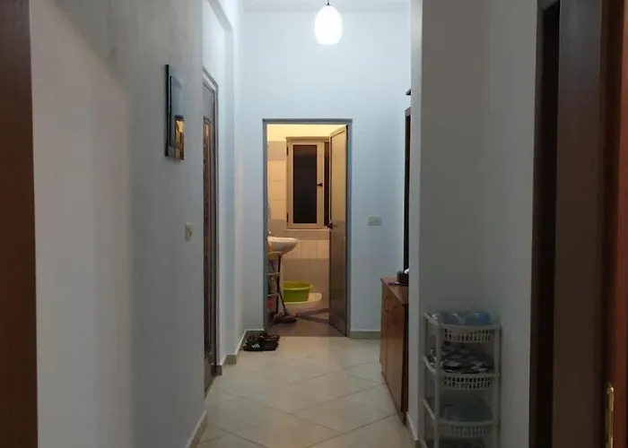 Apartament Vjosa *